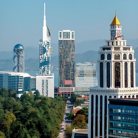 Orbi City Sea View Aparthotel Batumi Exterior photo